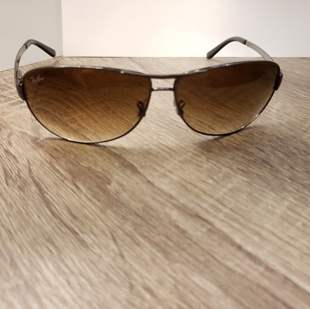New Rayban aviators